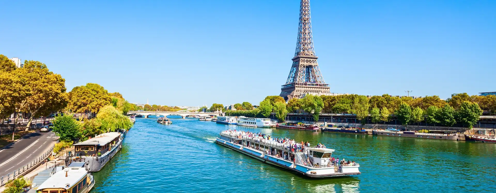 Les meilleures expositions d'art, grands musées comme le Louvre et Orsay, et événements culturels à Paris en 2026