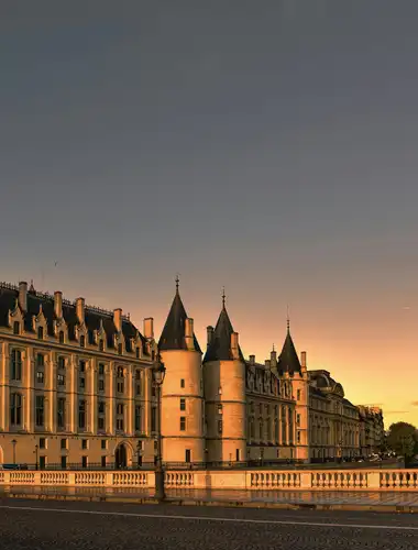 Lorem ipsum dolor sit amet, consectetur adipiscing elit, sed do eiusmod 2026 Exhibitions Paris 65 Lorem ipsum dolor sit amet, consectetur adipiscing elit, sed do eiusmod 2026 Exhibitions Paris 65