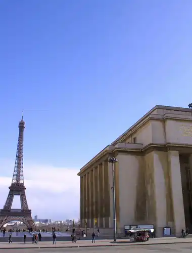 Lorem ipsum dolor sit amet, consectetur adipiscing elit, sed do eiusmod 2026 Exhibitions Paris 111